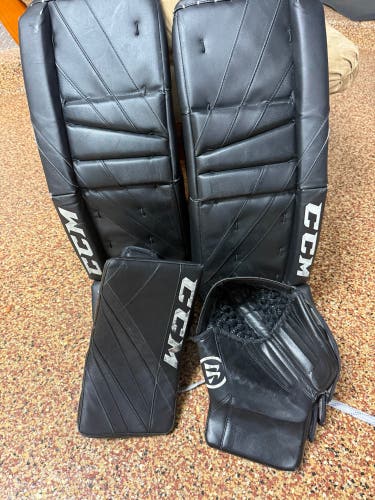 30" CCM Eflex 5 Goalie Leg Pads (Used)
