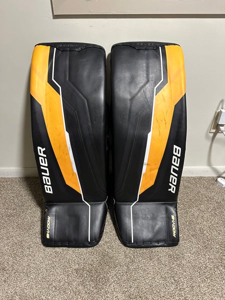 Medium 2024 Bauer Supreme Shadow Goalie Leg Pads Pro Stock (Used)