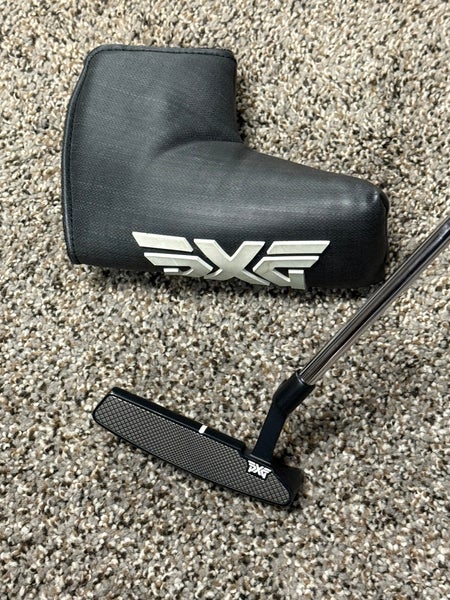 Black Men's PXG 0211 Bayonet Blade Right Handed Putter 33" w/headcover (Used)