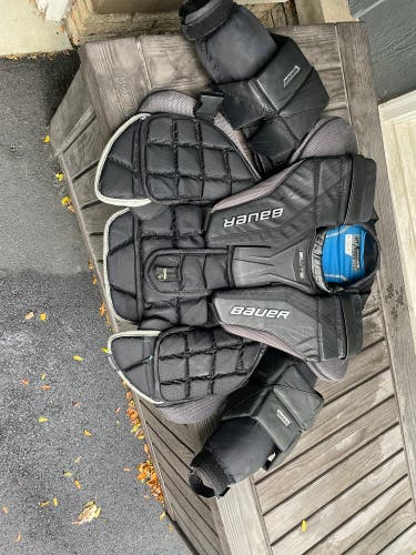 Large 2023 Bauer Elite Goalie Chest Protector (Used)