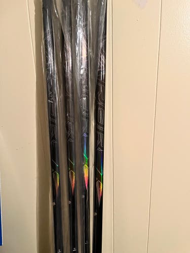 Senior Bauer Vapor FlyLite Left Hand Hockey Stick P28 Pro Stock (New)