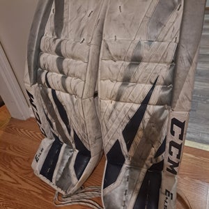 33" CCM Eflex 4.5 Goalie Leg Pads