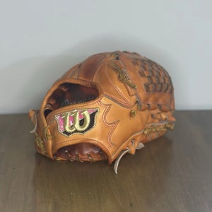 Rare Japanese Wilson Staff Custom Infield Baseball Glove 11.75” RHT Basket Webb