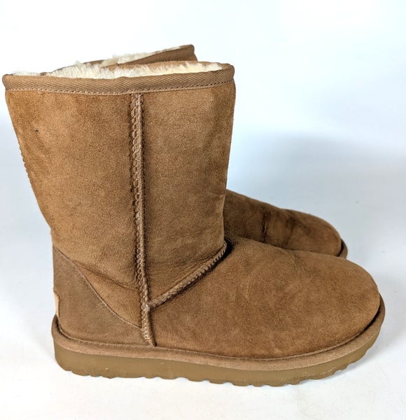UGG Classic Short II 1016223 Brown Chestnut Suede Winter Boots Women's Size: 7