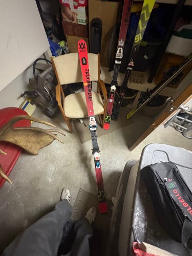 Volkl Racetiger GS 188 cm Racing Skis With Bindings Max Din 16 (Used)
