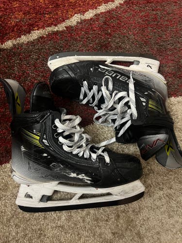Bauer Vapor Hyperlite 2 Skates Size 9 Fit 2