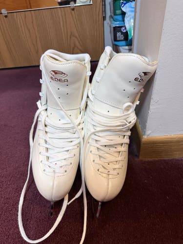 EDEA Figure Skates 260C with legacy 7 blade  (Used)