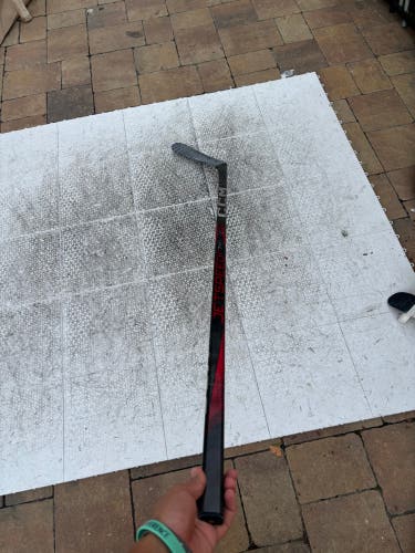 Intermediate CCM Jetspeed FT7 Pro Left Hand Hockey Stick P29 (Used)