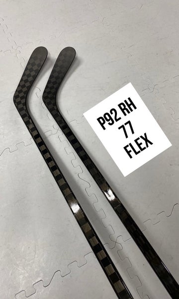 Senior(2x)Right P92 77 Flex ProBlackStock™ Unbranded Blackouts Pro Stock Nexus Hockey Sticks