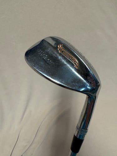 Men's Wilson harmonized Right Handed Wedge Wedge Flex 45 Degree Steel Shaft (Used)