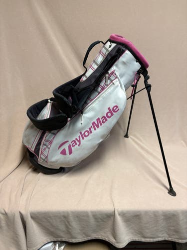 Women's TaylorMade Bag (Used)