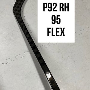Senior(1x)Right P92 95 Flex ProBlackStock™ Unbranded Blackouts Pro Stock Nexus Hockey Sticks