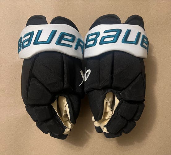 San Jose Sharks Black Cali Fin Bauer Hyperlite Gloves 14” GRUNDSTROM