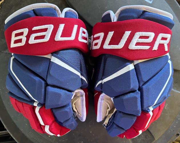 Bauer Vapor Hyperlite Gloves 14" Pro Stock Canadiens (Used)