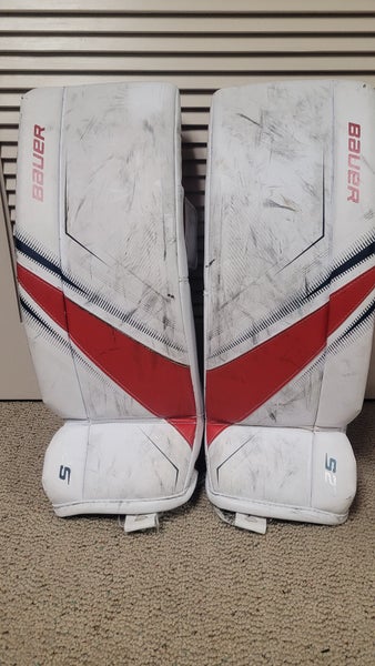 Small Bauer S27 Goalie Leg Pads (Used)