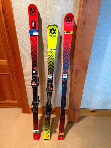 Unisex 2022 Racing 178 cm Volkl Racetiger GS Skis With Bindings Max Din 12 (Used)