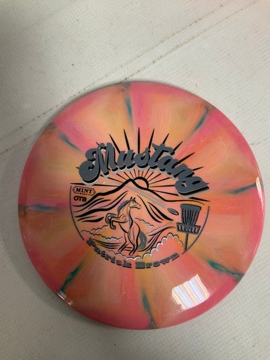 Used Mint MUSTANG Disc Golf Driver Pink 175g 11823-S000035315