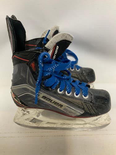 Used Bauer VAPOR X600 Junior Hockey Skate Junior 03 11823-S000035290