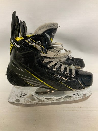 Used CCM TACKS 5092 Junior Hockey Skate Junior 04.5 11823-S000035288