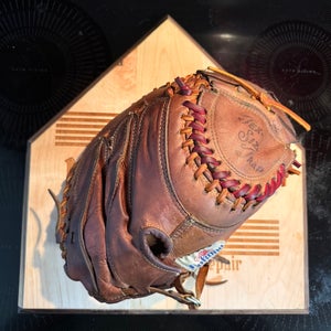 Nokona RH Catcher's Softball Glove 33.5" (Used)