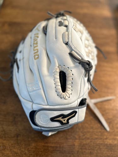 Mizuno MVP Prime RH Softball Glove 12.5" (Used)