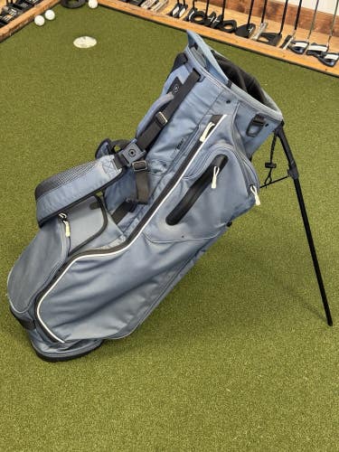 Ping Hoofer Golf Stand Bag 5 Way Dual Straps Charcoal/Black/White No Logo Bag