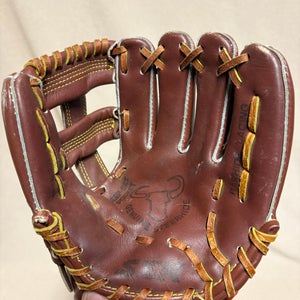 RH SSK AA234-1 Baseball Glove (Used)