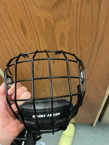 Small Bauer Profile II Facemask Full Cage (Used)