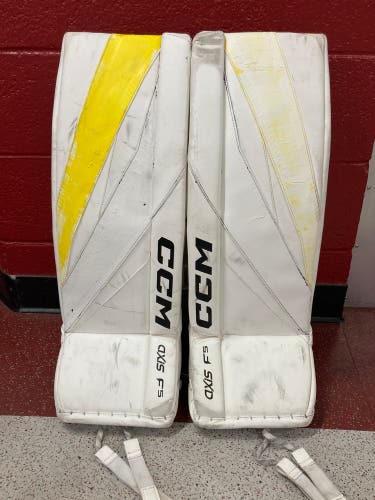 28" Intermediate CCM Axis F5 Goalie Leg Pads (Used)
