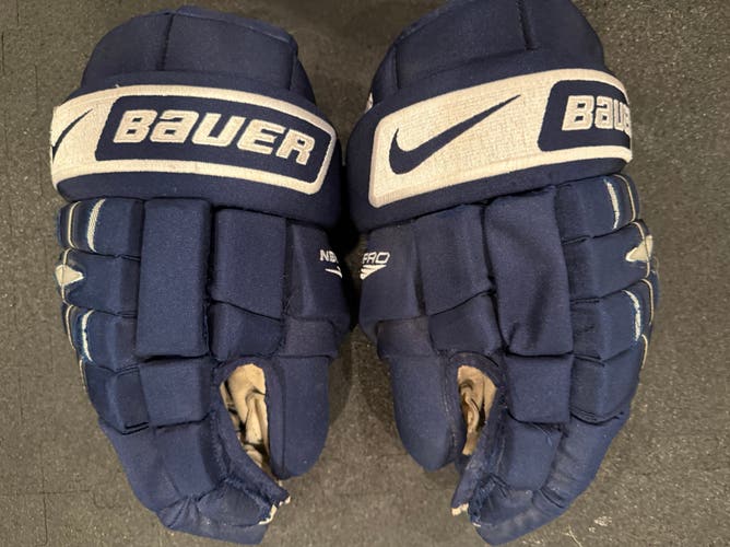 Pittsburgh Penguins Winter Classic/Alternate Nike Bauer NBHPRO Gloves 14" Pro Stock (Used)
