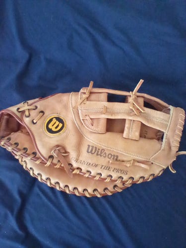Wilson RH First Base A9884 Baseball Glove 13" (Used)