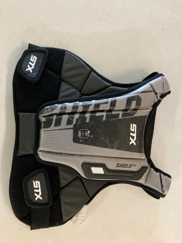 Small Youth STX Shield 400 Chest Protector (Used)