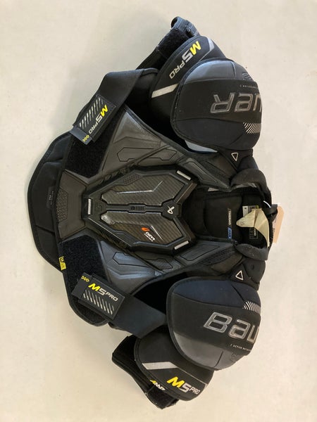 Large Senior Bauer Supreme M5 Pro Shoulder Pads (Used)