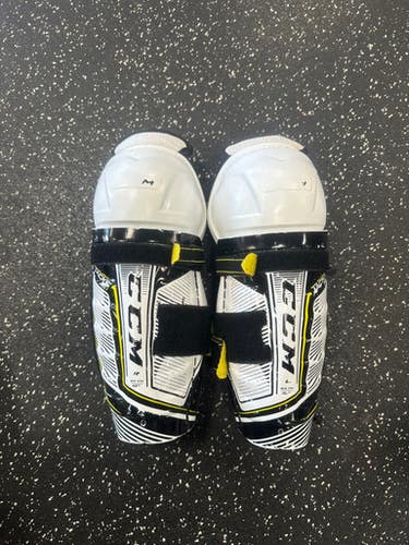 Used CCM SUPERTACKS AS1 Youth Shin Guards White 10" 11849-S000033009