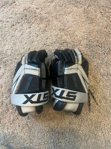 STX Clash Lacrosse Gloves 10" (Used)