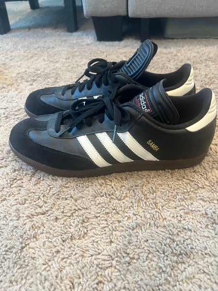 Adidas Sambas size 10