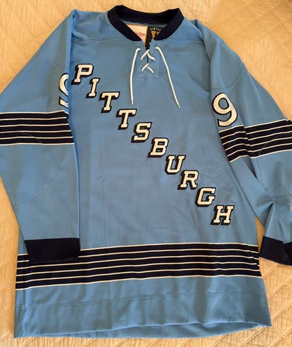 Pittsburgh Penguins Retro Blue Size 56 Men's Mitchell & Ness Jersey (New)