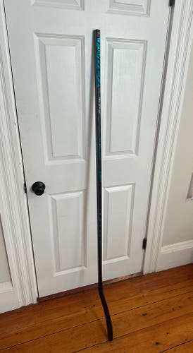 Senior Bauer Twitch Left Hand Hockey Stick P88 (Used Once)