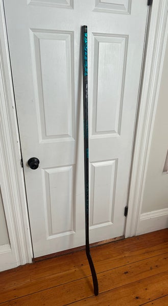 Senior Bauer Twitch Left Hand Hockey Stick P88 (Used Once)