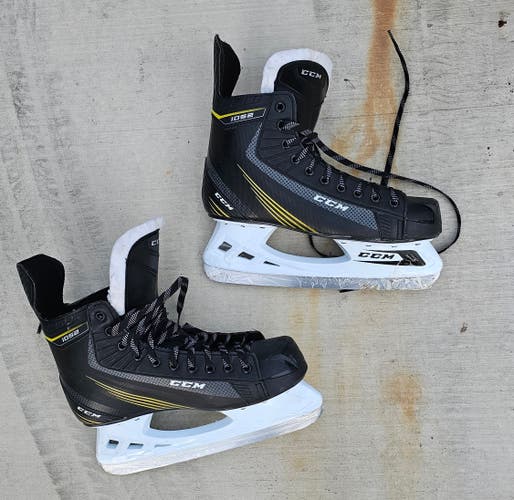 CCM Tacks 1052 Hockey Skates 11 (Used)