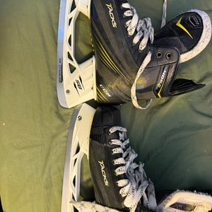 2022 CCM Tacks Hockey Skates Regular Width 10.5 (Used)