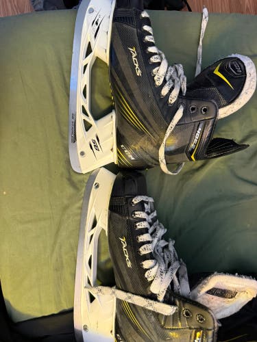 2022 CCM Tacks Hockey Skates Regular Width 10.5 (Used)