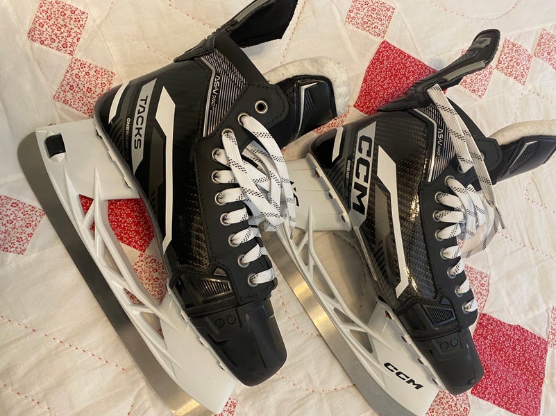 2024 CCM AS-V Pro Hockey Skates Regular Width Pro Stock 9.5 (New)