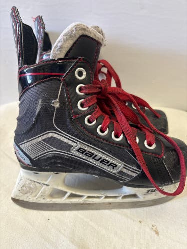Bauer Vapor X300 Hockey Skates Regular Width 12 (Used)