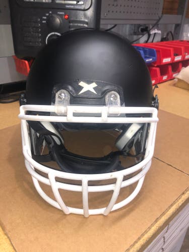 USED XENITH X2E+ ADULT FOOTBALL HELMET - LARGE - FLAT BLACK