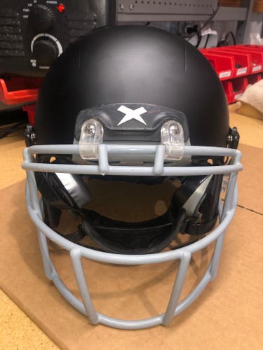 USED XENITH X2E+ ADULT FOOTBALL HELMET - LARGE - FLAT BLACK