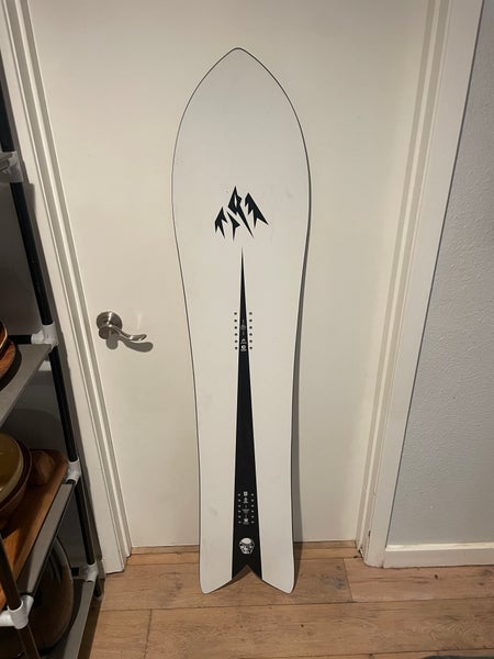 Jones Storm Chase (157cm) Snowboard, 2023