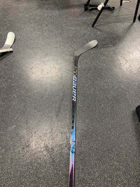 Senior Bauer Proto2 Right Handed Hockey Stick P28 (New)
