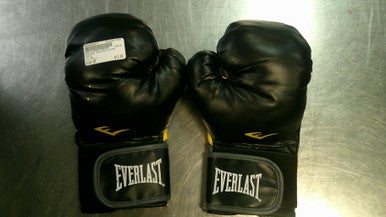 Used Everest Boxing Gloves Black Senior 11868-S000066277