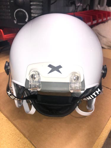 USED XENITH X2E+ ADULT FOOTBALL HELMET - LARGE - METALLIC WHITE